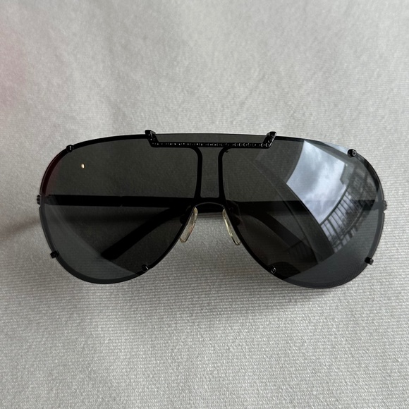 Valentino Garavani Black Aviator Sunglasses main image 8